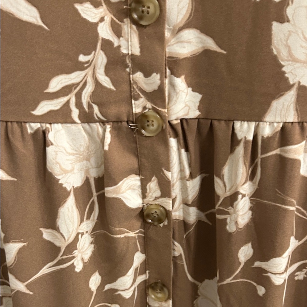 Blu Pepper Khaki and Cream Floral Midi Dress Size Medium New! - Picture 4 of 6